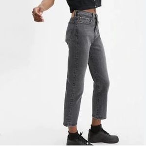 Levi’s Wedgie Cropped Jeans